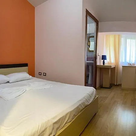 Kukesi Resort Azem Hotel 4*