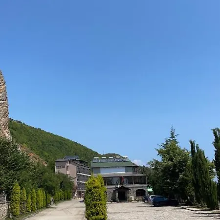 Hotel Kukesi Resort Azem Lin